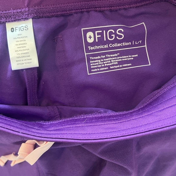 Figs scrub pants
Ultraviolet
Size large tall
Worn once - Picture 3 of 3